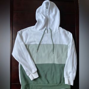 Women’s plush color block pullover hoodie sweatshirt, green/white, medium